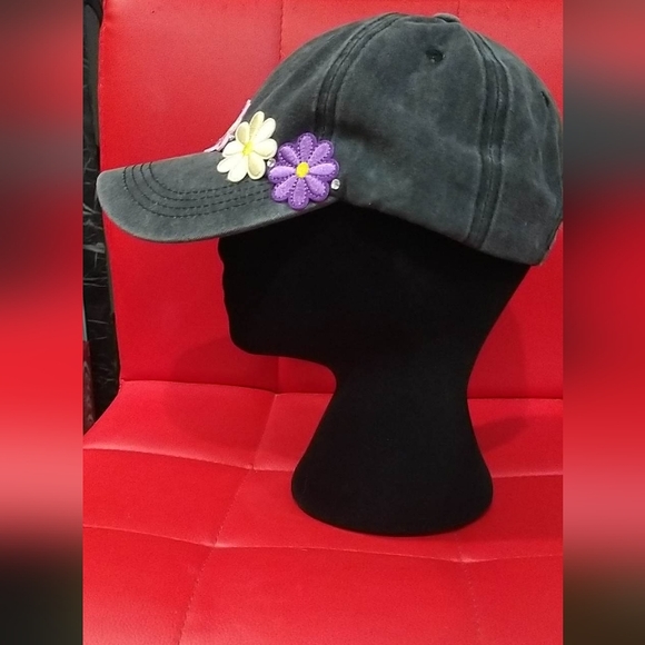 Dani'z Hat'z. Women's Charcoal Grey Hat. Created by me. - Picture 3 of 4